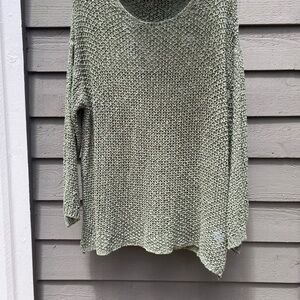 Oat & Fort army green top Large